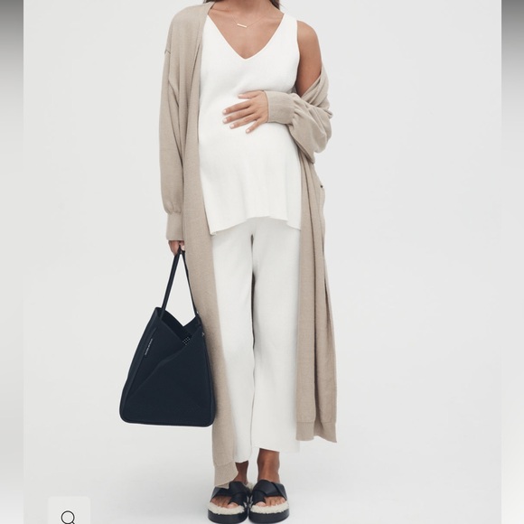 Legoe Heritage Maternity Knit Pants in White - Picture 4 of 9